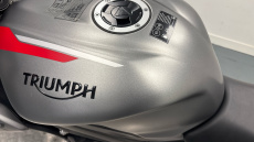 Triumph Street Triple R (20MY)
